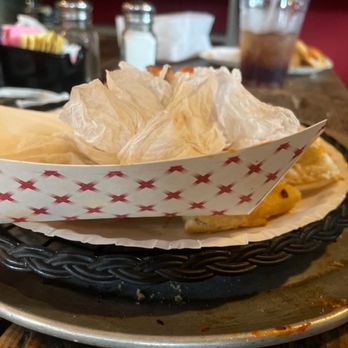 Shenanigans - Happy plates all around - American Near Me - Sewanee, Tennessee