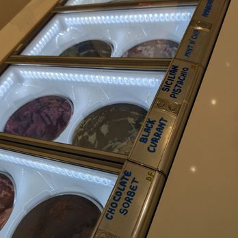 Venerosa - Gelato - Desserts Near Me - Toronto, Ontario