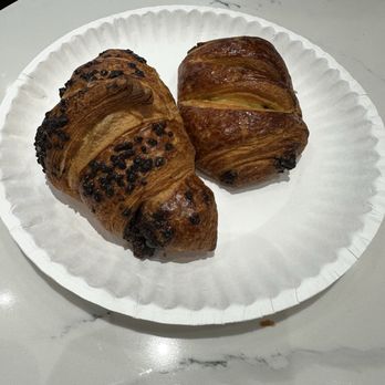 Tous Les Jours - Bakeries Near Me - Novi, Michigan