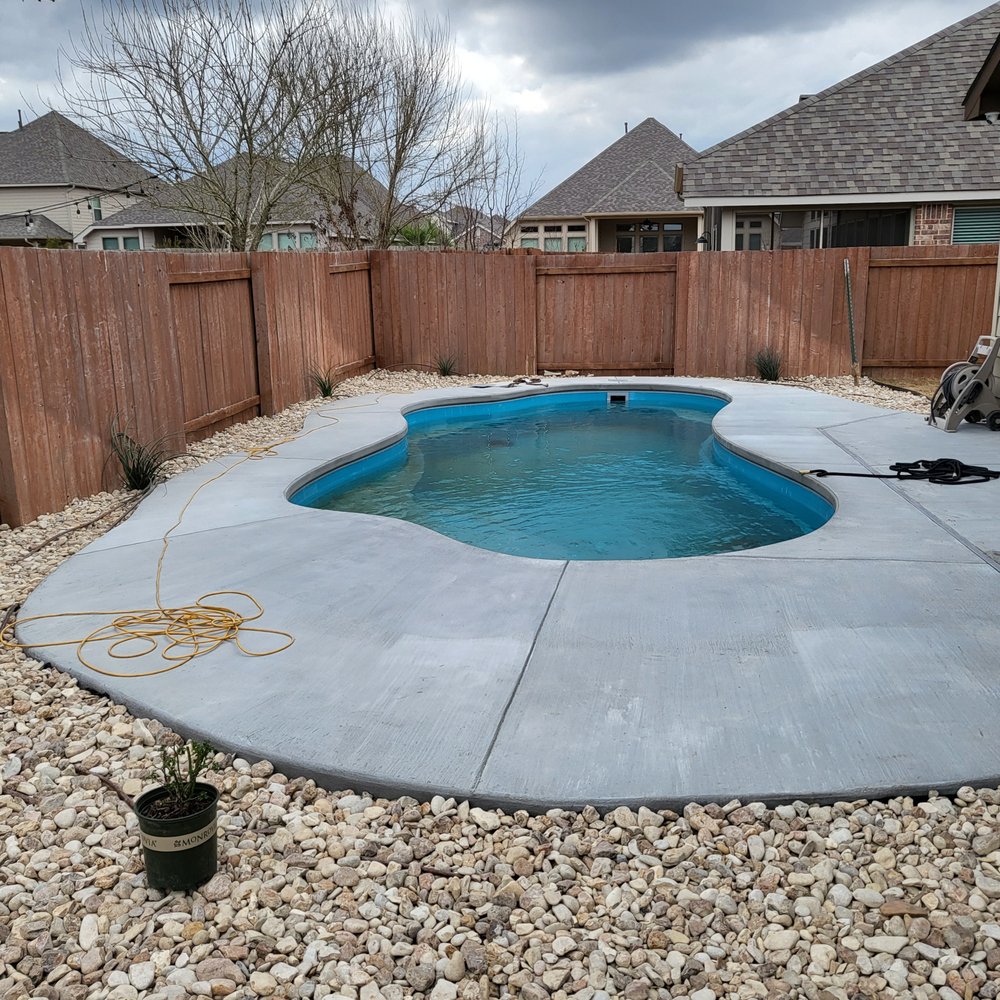 Texas Premier Coat Resurfacing - Before - Masonry/Concrete Near Me - Austin, Texas