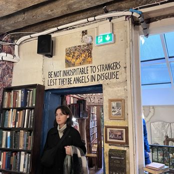 Shakespeare and Company - Bookstores Near Me - Paris, 75 Shakespeare and Company - Bookstores Near Me - Paris, 75