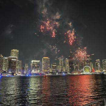 Miami On The Water - Boat Charters Near Me - Miami, Florida Miami On The Water - Boat Charters Near Me - Miami, Florida
