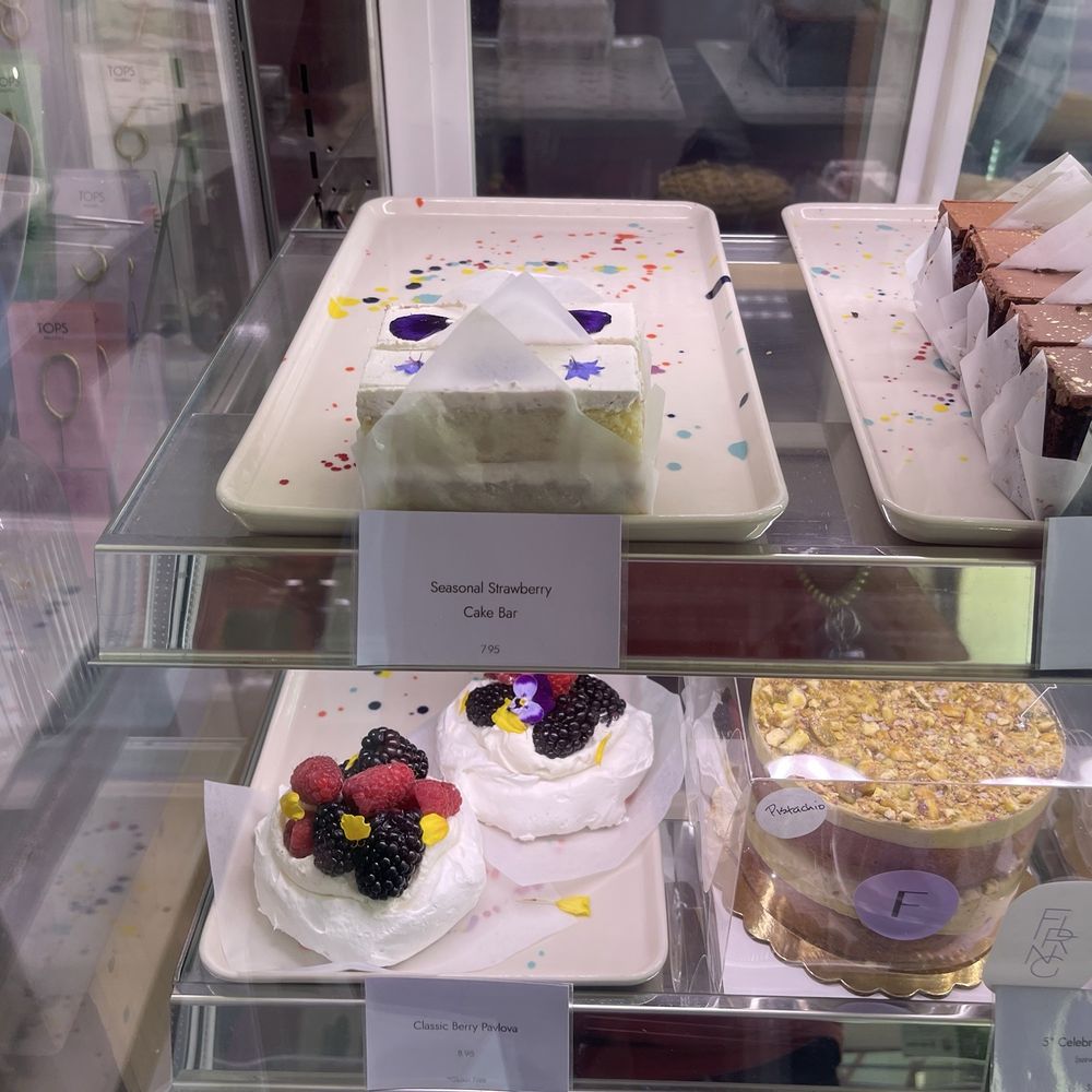 Flouring Cake Shop - Patisserie/Cake Shop Near Me - Los Angeles, California Flouring Cake Shop - Patisserie/Cake Shop Near Me - Los Angeles, California