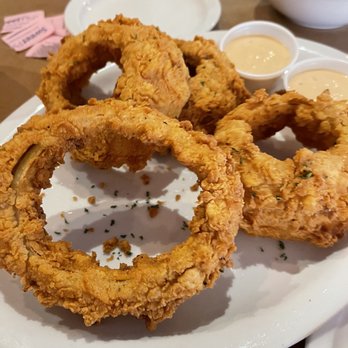 Bull Creek Cafe & Grill - Fantastic onion rings - American Near Me - Rosenberg, Texas