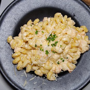 Bagatelle - Lobster Mac - Seafood Near Me - Key West, Florida