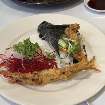 Banzai Marina - soft shell crab handroll // ig: @nigirigirlsforever - Japanese Near Me - Ventura, California