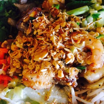 Thai Lotus - Bun with shrimp - Thai Near Me - Gulfport, Mississippi