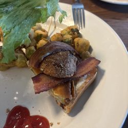 Plantation Cafe and Deli - Just don't get the blt only comes with 2 pieces of bacon :/