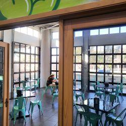 Curb Side Bistro - Overflow seating