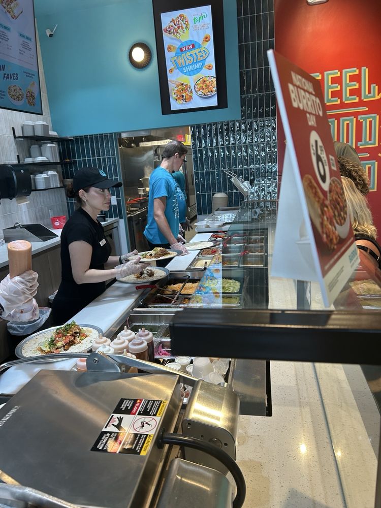 Barrio Burrito Bar