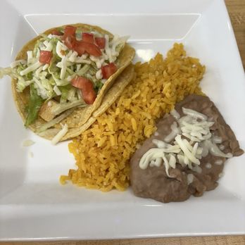 El Fast Burrito - Kids chicken taco - Mexican Near Me - Des Plaines, Illinois El Fast Burrito - Kids chicken taco - Mexican Near Me - Des Plaines, Illinois