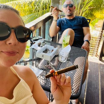 La Casa del Habano - Beer, Wine & Spirits Near Me - Cancún, ROO