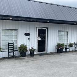 Hometown  Cafe