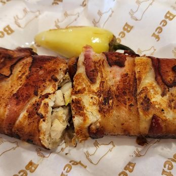 El Güero Canelo Restaurant - Chicken Burrito wrapped with Bacon - Mexican Near Me - Tucson, Arizona El Güero Canelo Restaurant - Chicken Burrito wrapped with Bacon - Mexican Near Me - Tucson, Arizona