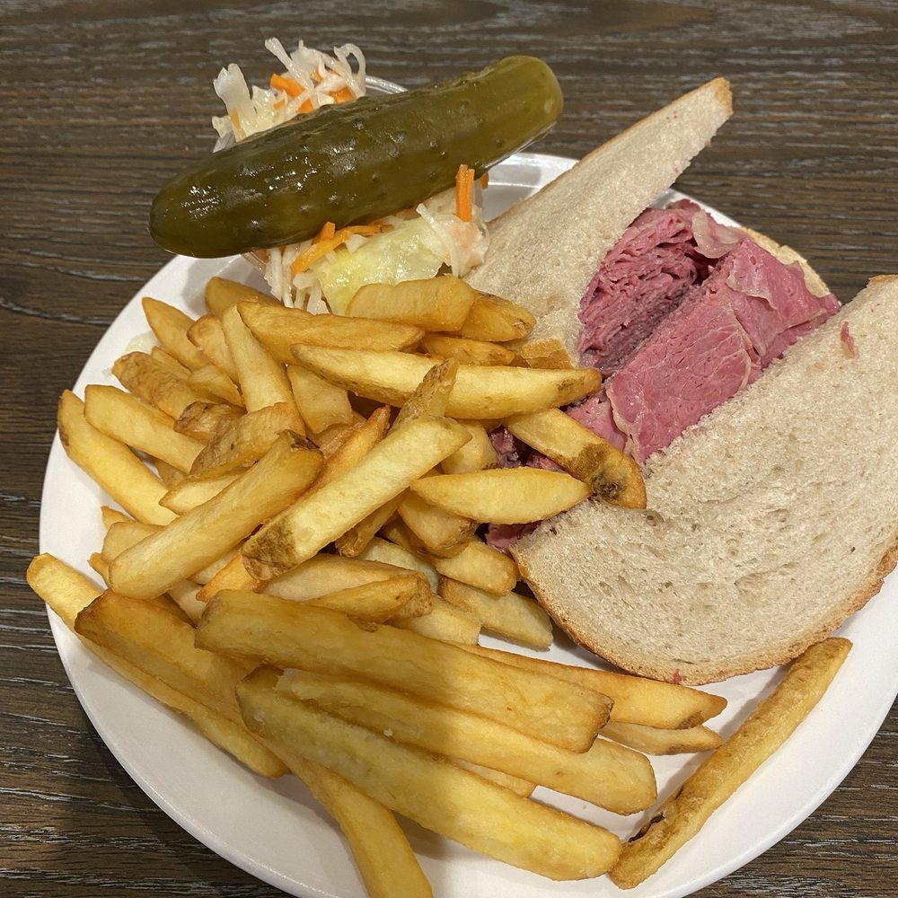 Pancer's Original Deli - The main meal. - Delis Near Me - Toronto, Ontario
