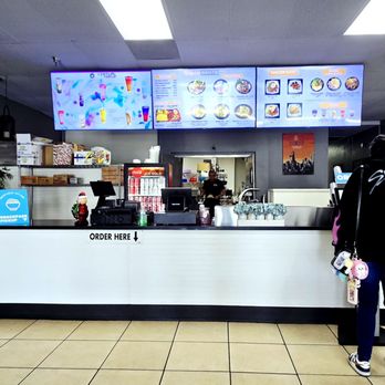 Saigon Bento - Front Counter - Vietnamese Near Me - Bakersfield, California