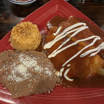 Maggie's Blue Rose - Enchiladas - Mexican Near Me - Avalon, California Maggie's Blue Rose - Enchiladas - Mexican Near Me - Avalon, California