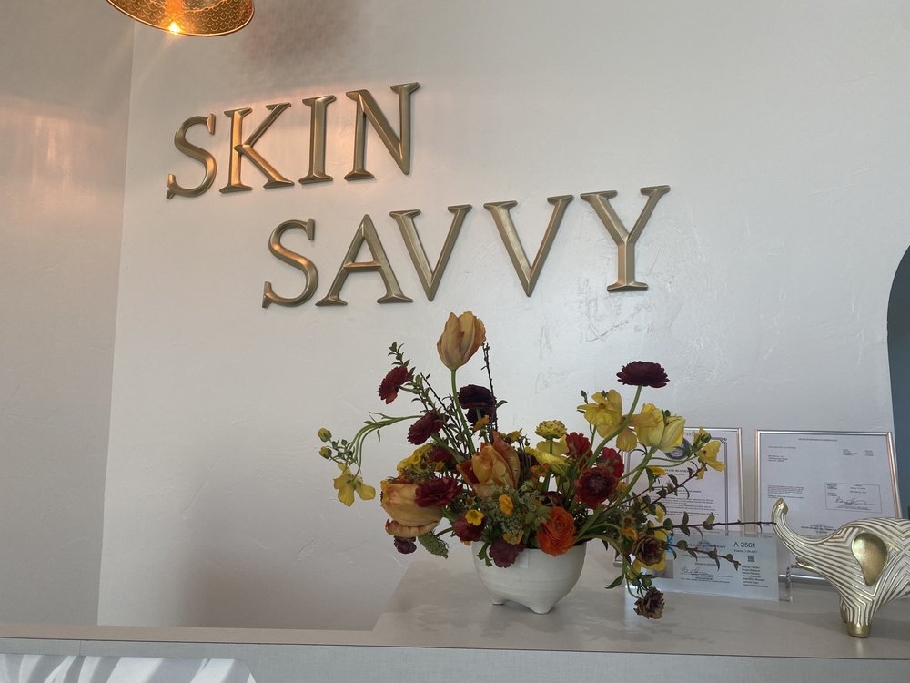Skin Savvy Logo