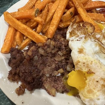 Windham Diner - Corned beef hash - Diners Near Me - Windham, New York