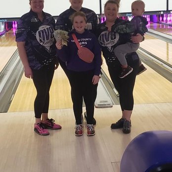 Leisure Lanes - Bowling Near Me - Monroe, Wisconsin Leisure Lanes - Bowling Near Me - Monroe, Wisconsin