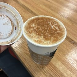 Lola Lee's Coffee & Books - Seasonal drink