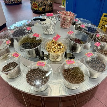 IT'SUGAR - Chocolates - Candy Stores Near Me - Atlantic City, New Jersey