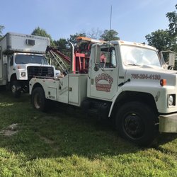 Carr's Body Shop Towing & Recovery