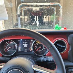Moonlight Car Wash - Getting the Honey Badger washed