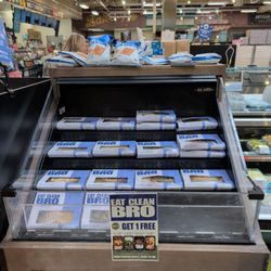 ShopRite of Stirling - Permanent promotional locker