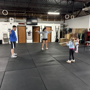 CrossFit 972 - Trainers Near Me - Plano, Texas CrossFit 972 - Trainers Near Me - Plano, Texas