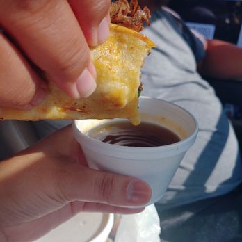 El Llanerito Birrieria - Look at that.. So good - Food Trucks Near Me - Visalia, California