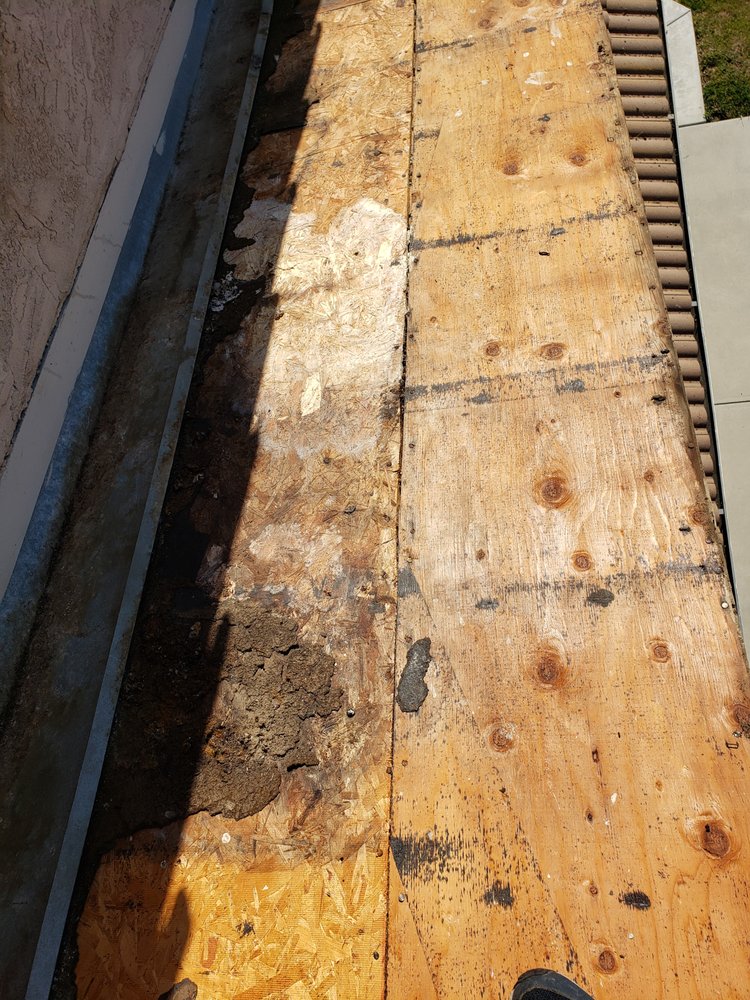 Slide of Costa Clara Roofing