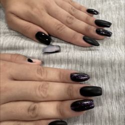 Sunny Nail Shop - THUMB NAIL EXTENSION WAS NEVER PROPERLY ATTACHED POPPED OFF AFTER 5 DAYS