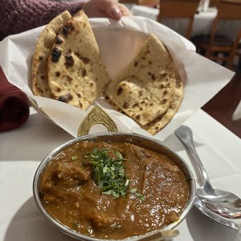 Everest Curry - Lamb curry + roti - Indian Near Me - Sacramento, California Everest Curry - Lamb curry + roti - Indian Near Me - Sacramento, California