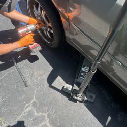 Southern Mobil Tires Service - Very quick and had the pieces for the car