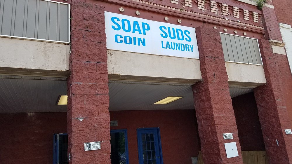 SOAP SUDS COIN LAUNDRY Updated September 2024 282 N Main St