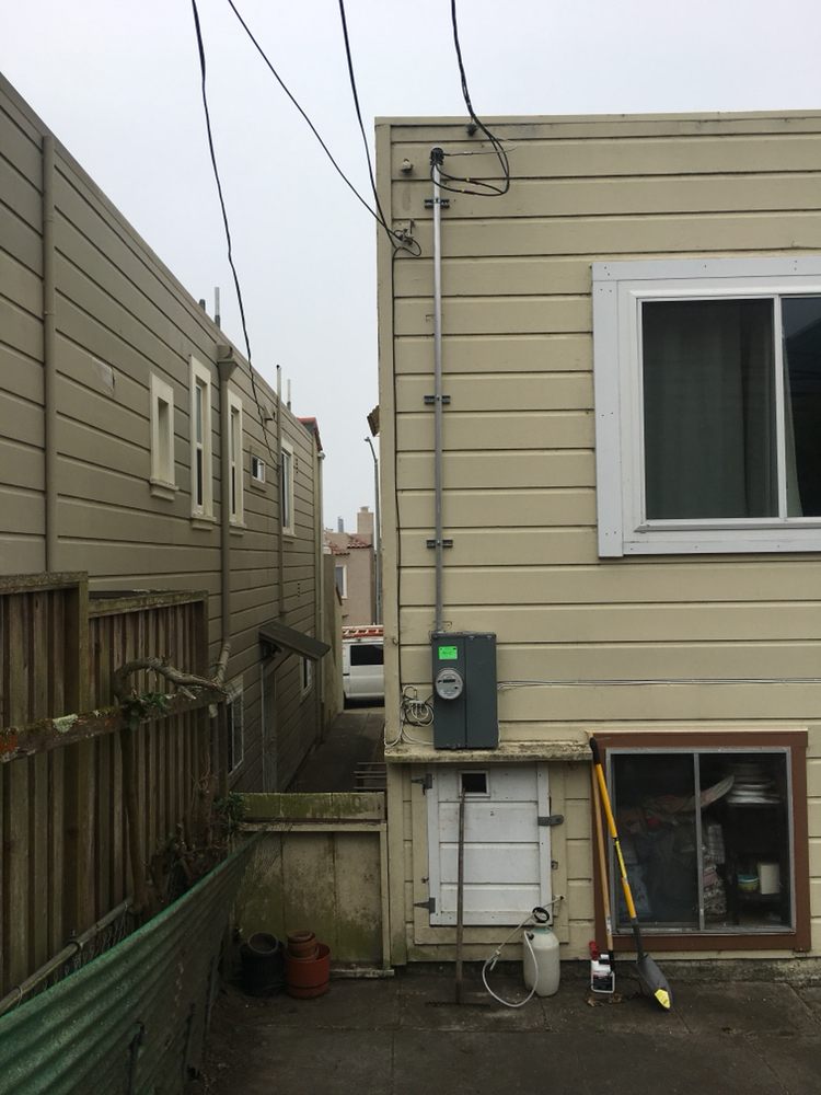 Slide of Pro Connect Electrical