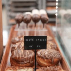 Milton’s Donuts Deer Park