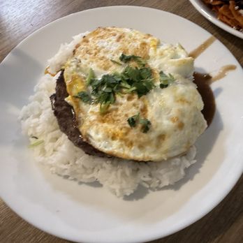 Hungry Fox - The bland Loco Moco, wouldn't have again. - Breakfast & Brunch Near Me - North Hollywood, California