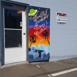 Woodstock Smoke Shop - Back Door Entrance