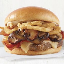 So this is what their new smoky mushroom bacon cheeseburger looks like in the ads So this is what their new smoky mushroom bacon cheeseburger looks like in the ads