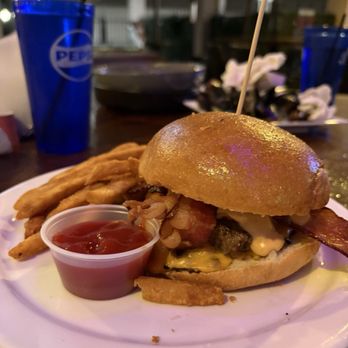Teak Neighborhood Grill - Say cheese burger - Burgers Near Me - Orlando, Florida