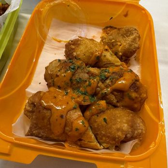 WingMan - MAUI ROLLS (Served 3) - Chicken Wings Near Me - Memphis, Tennessee