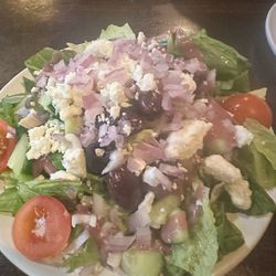 Frank's Pizza Joint - Greek salad