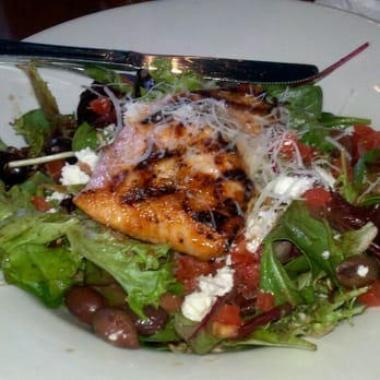 Blue Iguana - Mediterranean salad w/salmon - New American Near Me - Fairfax, Virginia