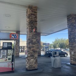 Hemet 76