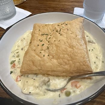 The Grille at Runways - Chicken pot pie with puff pastry - American Near Me - Hagerstown, Maryland