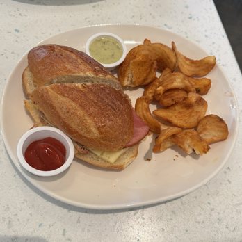 River Belle Terrace - Country Cuban Sandwich - Desserts Near Me - Anaheim, California River Belle Terrace - Country Cuban Sandwich - Desserts Near Me - Anaheim, California