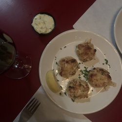 Aracri's Greentree Inn - Mini Crab Cake Appetizer