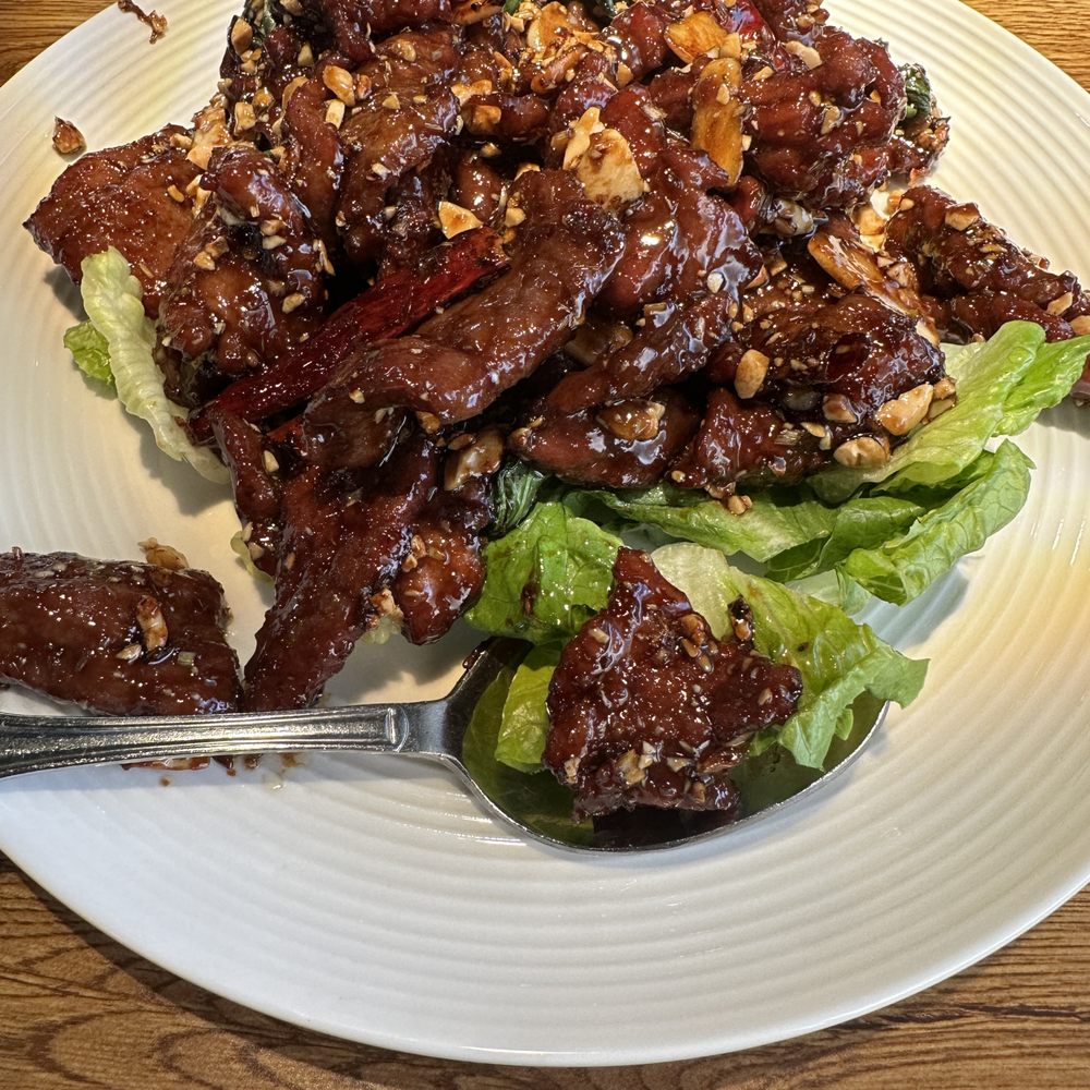 Seven Flavor Beef on a bed of lettuce. Seven Flavor Beef on a bed of lettuce.